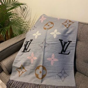 Louis Vuitton Scarf